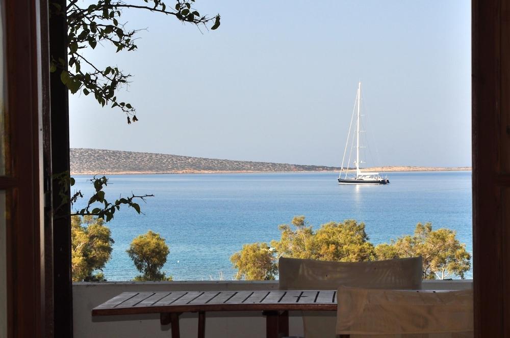 Michalis Apartments Near The Beaches With Sea View Páros Exterior foto