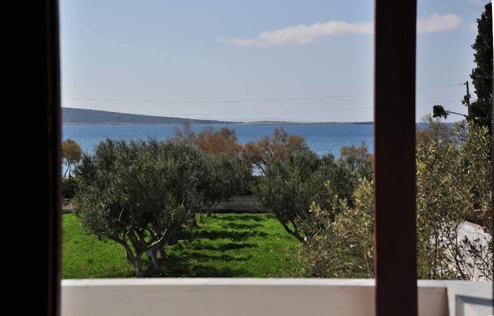 Michalis Apartments Near The Beaches With Sea View Páros Exterior foto